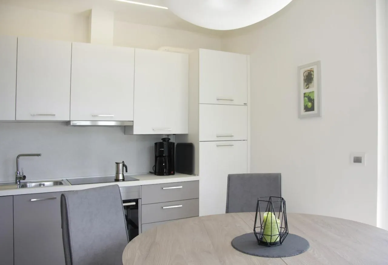 Appartamento Mandorla - Theater Home Tignale Apartment